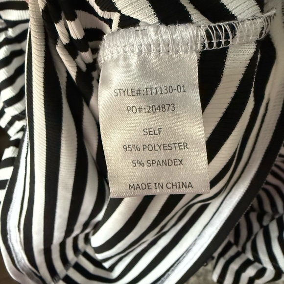 BiBi Black White Striped Ruffle Sleeve Top XL NWOT Stretch Knit - Picture 7 of 7